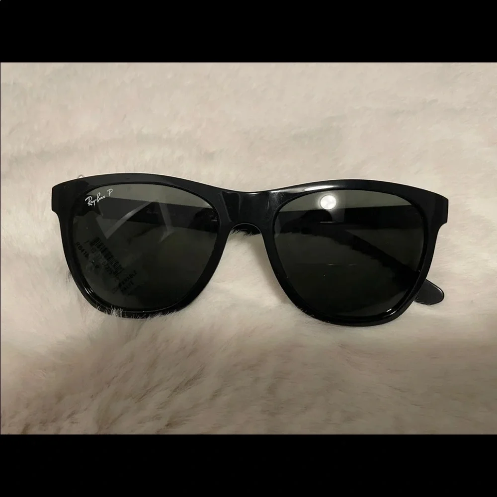 Rayban Wayfarer Polarized Sunglasses